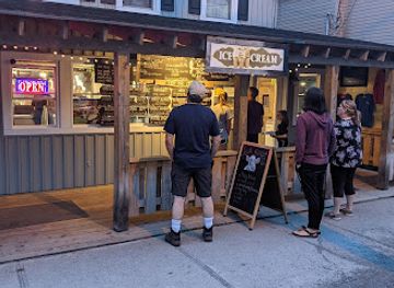 west-virginia/canaan-valley/shop/the-ice-cream-shop