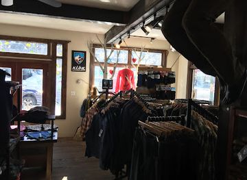 Mountain View Wear