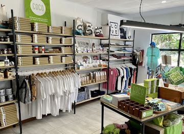 seychelles/felicite-island/shop/koral-souvenir-boutique