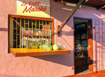 seychelles/ile-souris/shop/le-petit-marche-seychelles