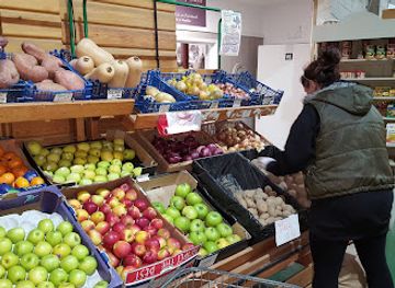 jersey/les-ecrehous/shop/rondels-farm-shop