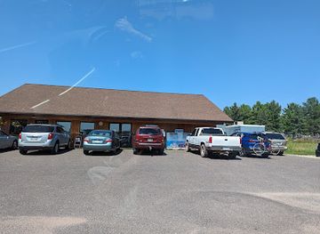 wisconsin/apostle-islands-national-lakeshore/shop/darlings-grocery