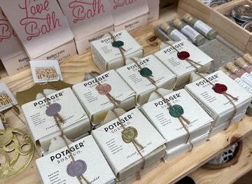 texas/austin/shop/sfingiday