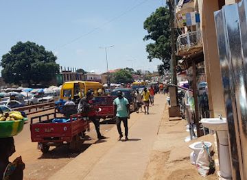 guinea-bissau/oio-region/shop/mini-mercado-alvalade