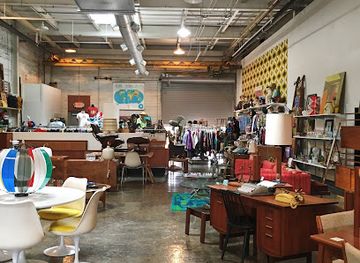 north-carolina/raleigh/shop/father-son-antiques