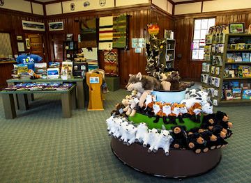 montana/glacier-national-park/shop/glacier-national-park-conservancy-store