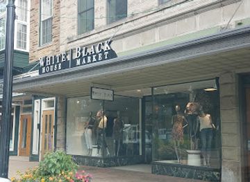 michigan/holland/shop/white-house-black-market