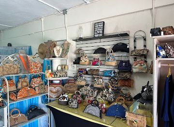 barbados/south-coast/shop/debbies-s-closet