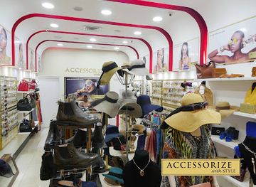 kenya/mombasa-beach/shop/accessorize-with-style