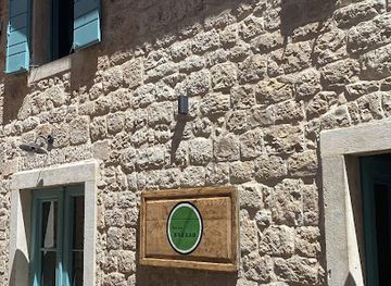 croatia/hvar-island/shop/hvar-bazaar