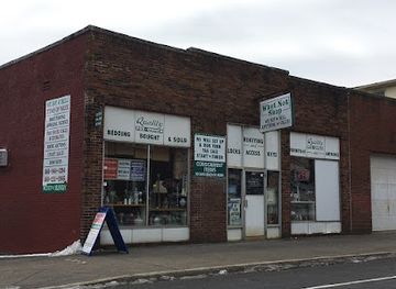 connecticut/new-britain/shop/quality-pre-owned-furniture-and-antiques