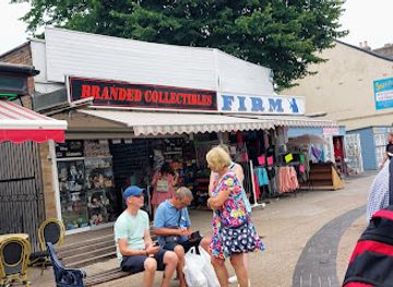 united-kingdom/great-yarmouth/shop/branded-collectibles