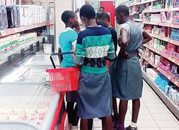 nigeria/south-south/shop/yelwa-shopping-complex