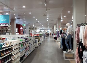 australia/cairns/shop/target-cairns