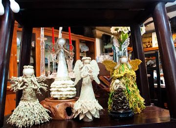 philippines/baguio/camp-john-hay/shop/pnky-collection