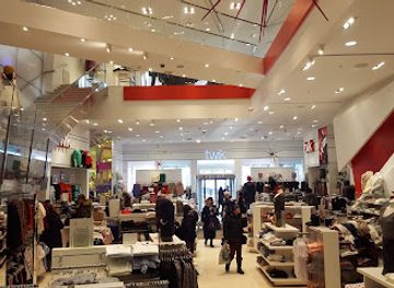 canada/quebec/shop/la-maison-simons