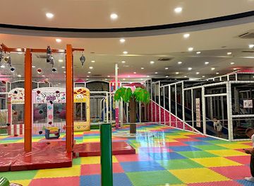 kosovo/nokshiq/shop/grand-store-playground