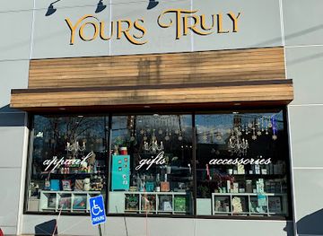 michigan/grand-rapids/heritage-hill/shop/yours-truly