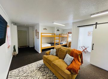 new-mexico/manzano-mountains/shop/manzano-mountain-retreat
