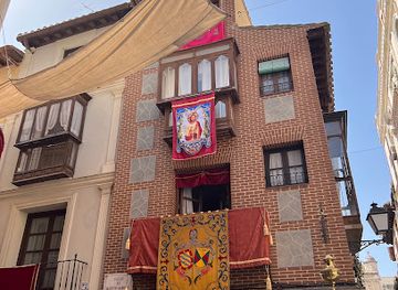 spain/toledo/shop/tienda-de-souvenirs