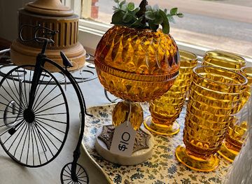 mississippi/the-natchez-district/shop/booth-eleven-mini-flea