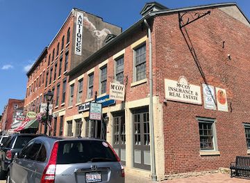 illinois/galena-historic-district/shop/peace-of-the-past