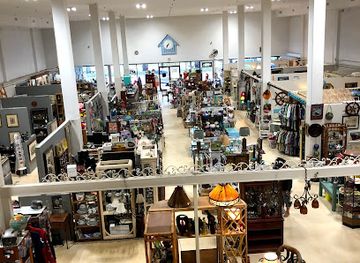 florida/daytona-beach/shop/nicole-s-beach-street-mall