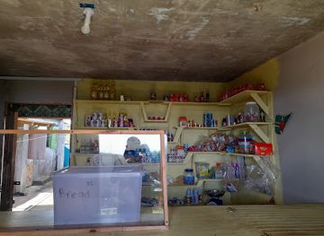 dominica/castle-bruce/shop/alfred-s-delight