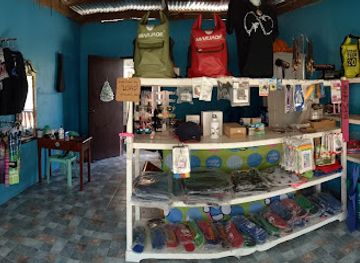 philippines/malapascua-island/shop/gav-geo-shop