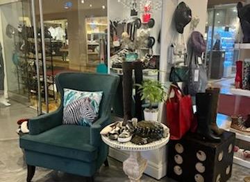 nevada/lake-tahoe/shop/j-boutique