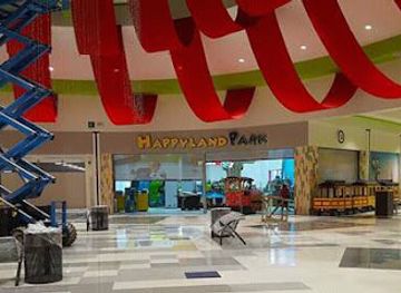 mexico/baja-california-peninsula/shop/plaza-sendero-tijuana