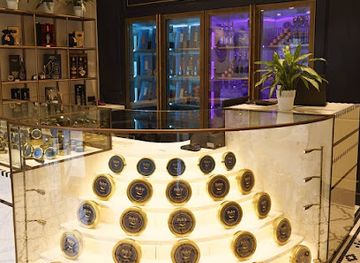 azerbaijan/baku/flame-towers/shop/baku-caviar-boutique