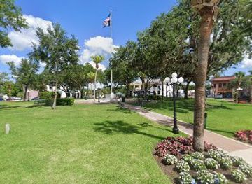 florida/sebring/shop/donna-collins-estate-sales