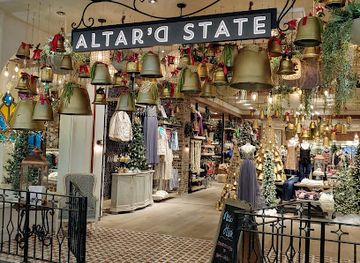 louisiana/lake-borgne/shop/lakeside-shopping-center