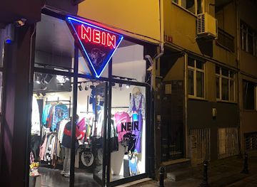 turkiye/istanbul/kadikoy/shop/nein