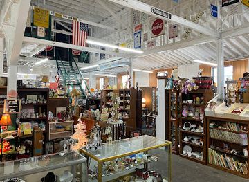indiana/elkhart/shop/820-antiques