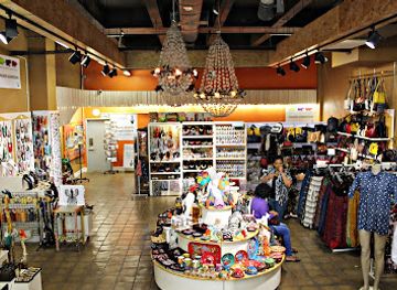 south-africa/johannesburg/rosebank/shop/rosebank-art-craft-market