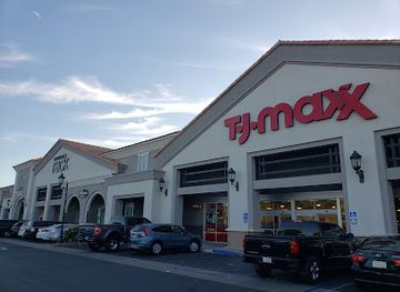 california/santa-clarita/shop/nordstrom-rack