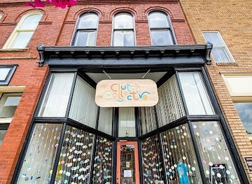 ohio/marietta/shop/clutch-collective-mov-art-shop-in-marietta-ohio