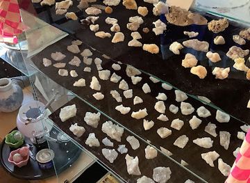 iowa/fort-dodge/shop/k-d-s-over-the-moon