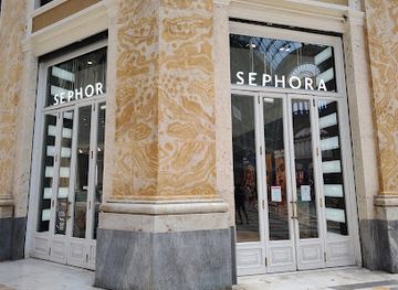italy/campania/shop/galleria-umberto-i
