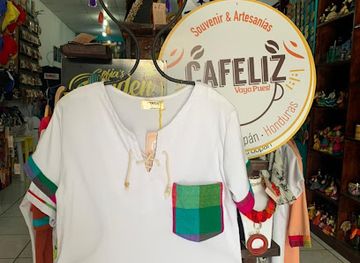 honduras/copan-region/shop/cafeliz-souvenir-artesanias