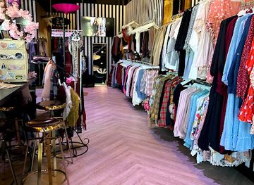 nevada/sierra-nevada/shop/jada-loft-boutique