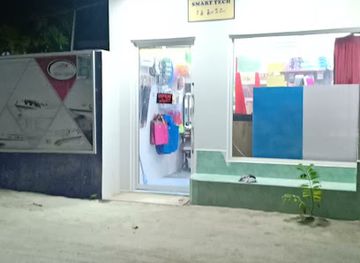 maldives/thulusdhoo-island/shop/niyaama