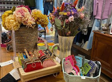 france/la-rochelle/shop/coquettes-barbichettes