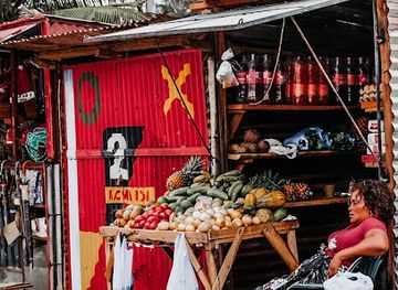 mozambique/tofo-beach/shop/tofo-art-market