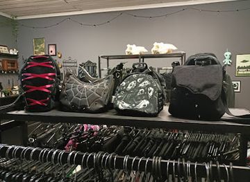 poland/poznan/shop/moonchild-alter-second-hand-new