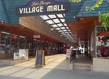 new-york/lake-george/shop/lake-george-village-mall