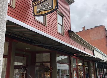 michigan/copper-harbor/shop/copper-world