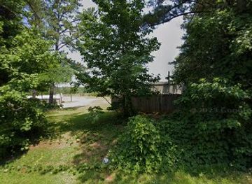 alabama/lake-martin/shop/bait-shop-near-diddys